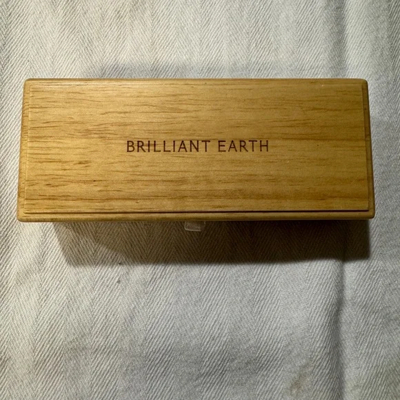 Brilliant Earth Lab Diamond and Yellow Gold Tennis Bracelet - Picture 6 of 7